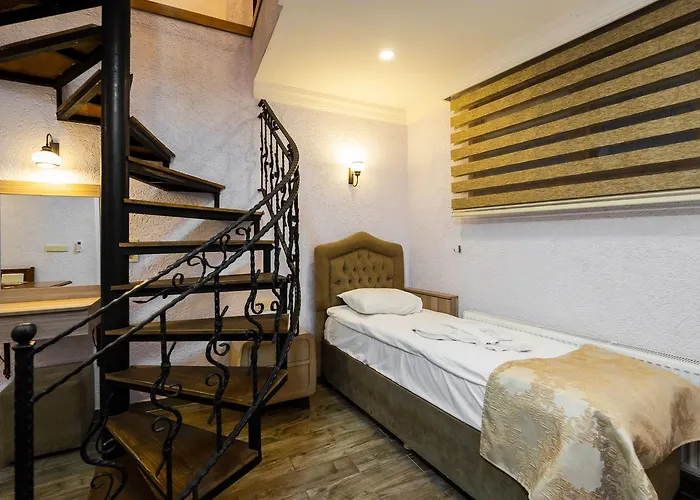 Harbour Suites Old City